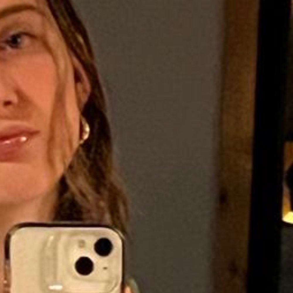 Meet your Posher, Evelyn